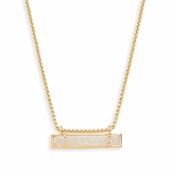 Kendra Scott Jewelry - Kendra Scott Leanor Pendant